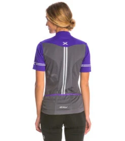 2XU Women's Perform Cycle Jersey -Roxy Zone 5671944093864 purplehuecharcoal 3a