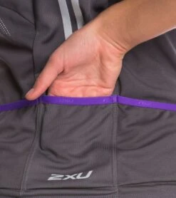 2XU Women's Perform Cycle Jersey -Roxy Zone 5671944093864 purplehuecharcoal 5a