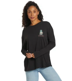 HURLEY Women's Bad Apples Grace Oversize Long Sleeve Tee